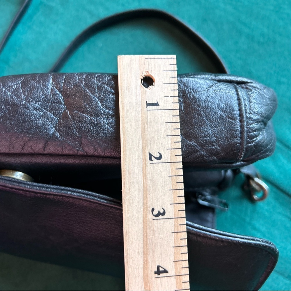 American Vintage Black Leather Satchel - Picture 15 of 15